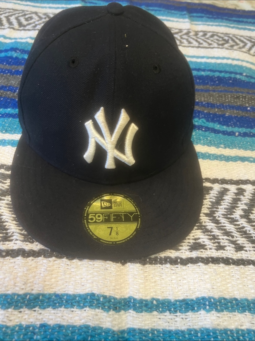 New Era Black and White New York Yankees Fitted Hat